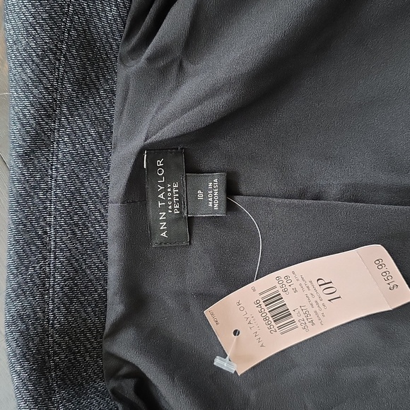 NWT Ann Taylor Factory Charcoal Gray Blazer, Size 10P - Picture 4 of 8